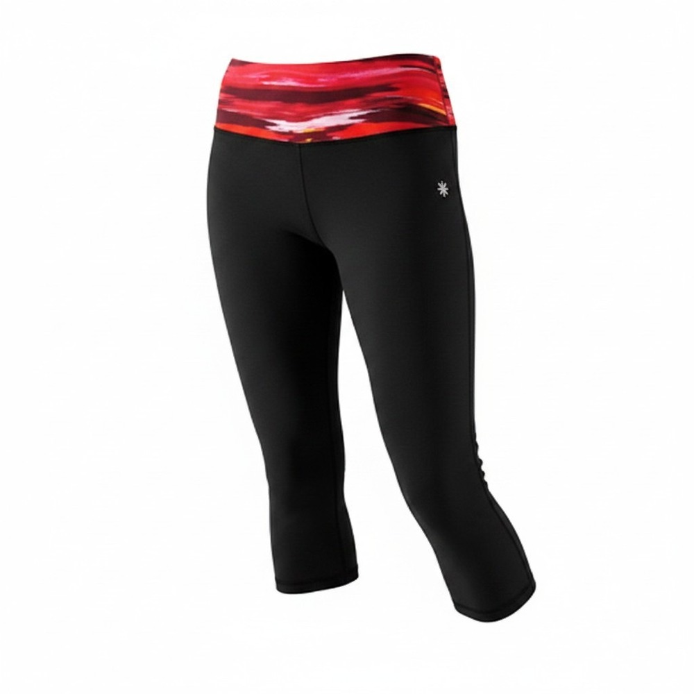 Athleta Be Free Knicker Black Red Space‎ Dye Capri Leggings 581326 Womens S